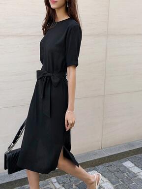 为什么说小黑裙是夏日必备 小黑裙的优点